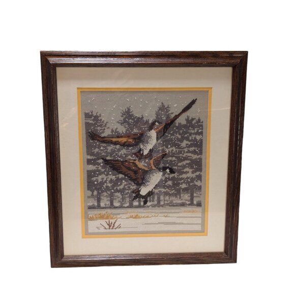 Framed Cross-Stitch Canadian Geese In Flight Monarch CS32 - Picture 1 of 5